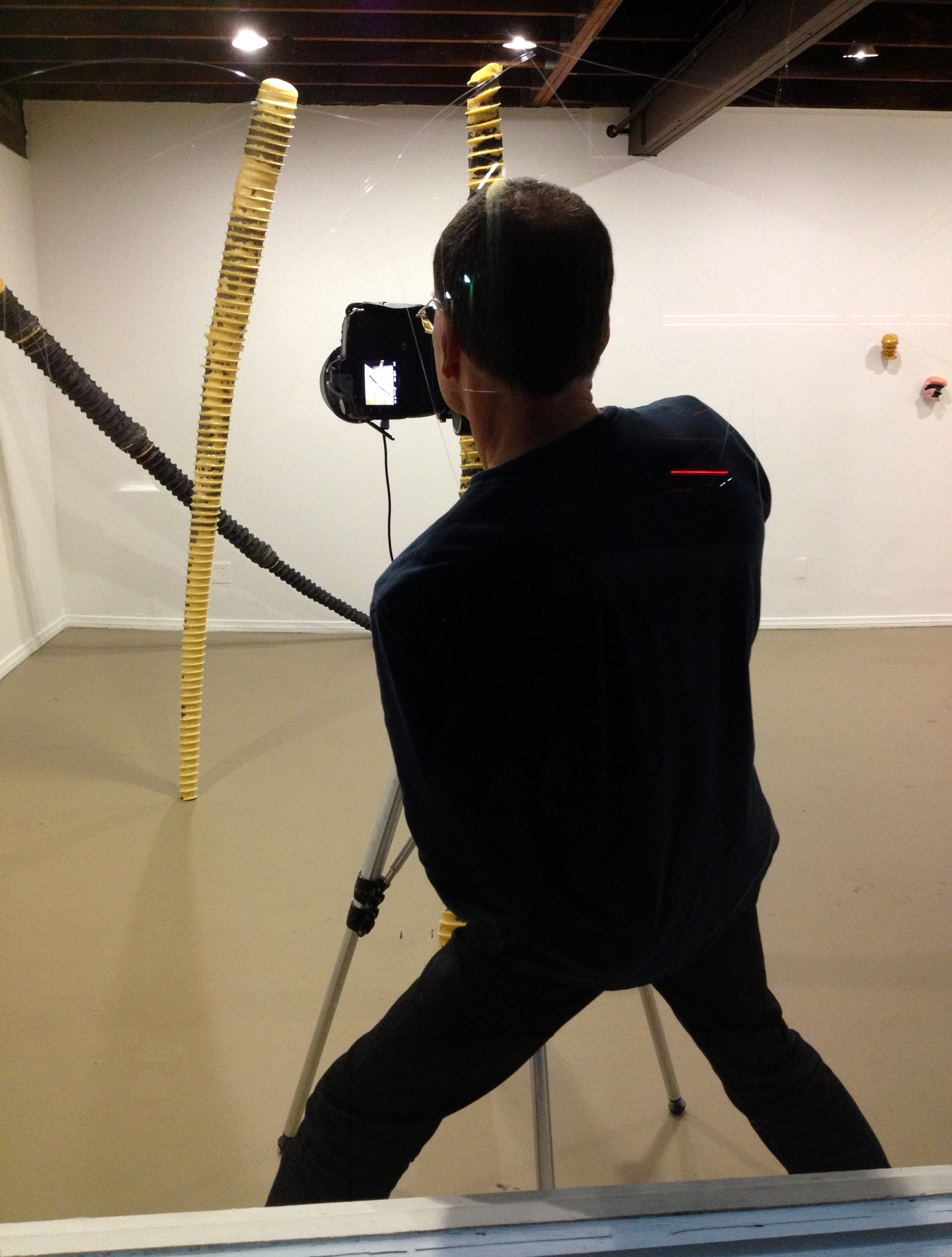 Philipp shooting Toms work